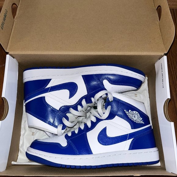 Nike Jordan Mids Blue & White Women's 6.5 - Picture 1 of 7